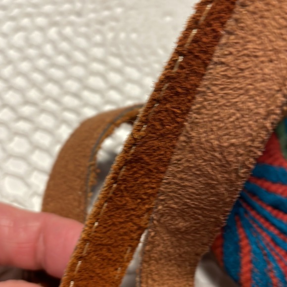 New! Vibrant embroidered leather purse - Picture 8 of 8